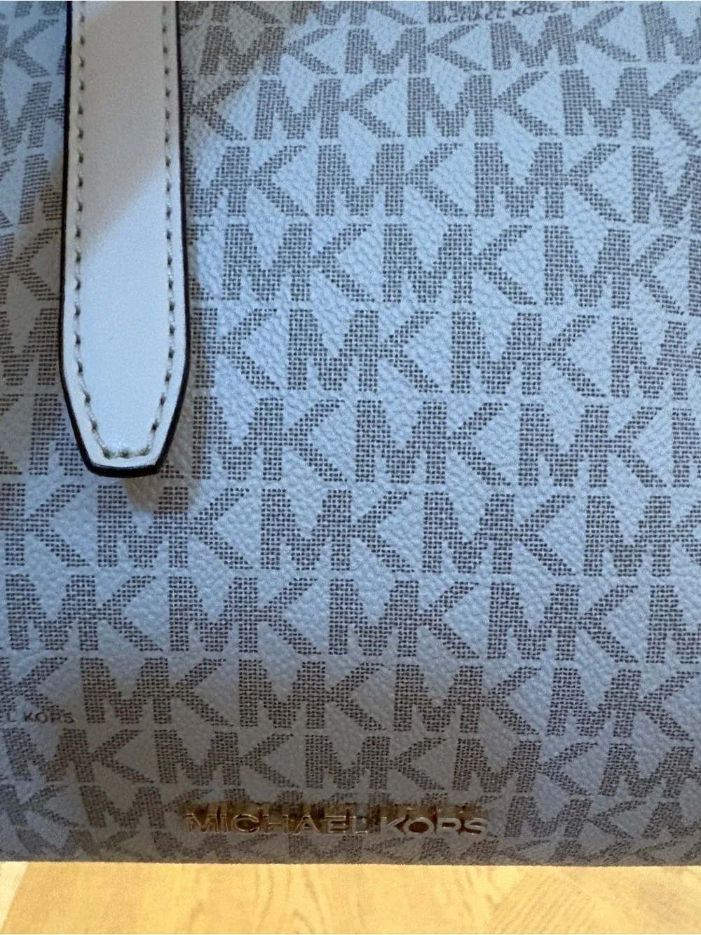 Michael Kors stylish michael